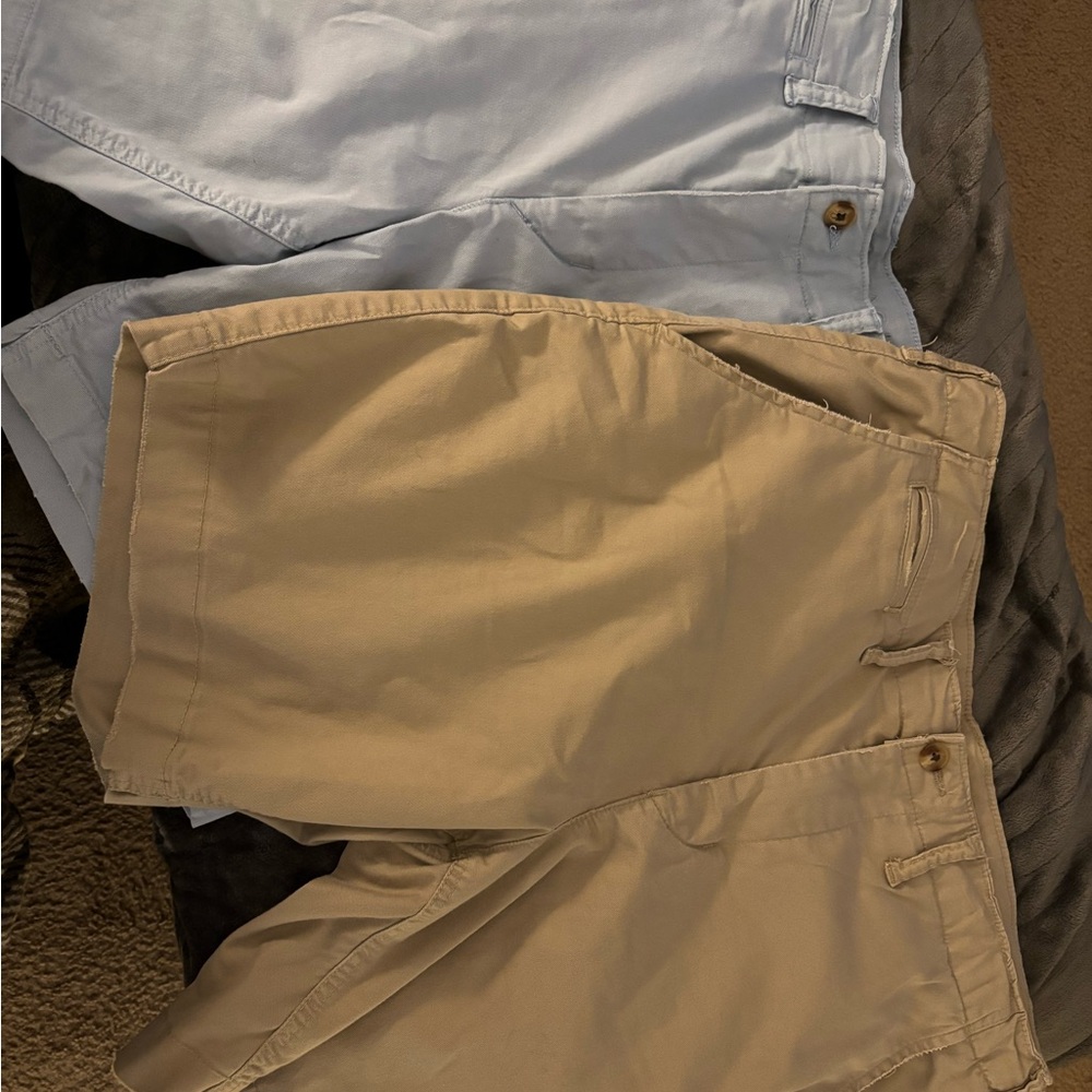 American Eagle Outfitters Men's Chino Shorts - Light Blue and Tan